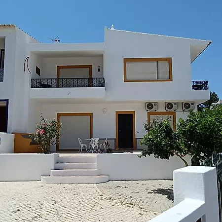 Πανσιόν Golden Coast - Λάγος