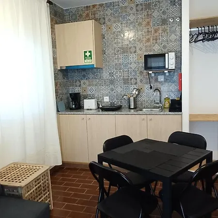 Golden Coast - 3*