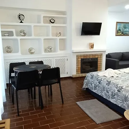 Golden Coast - 3*